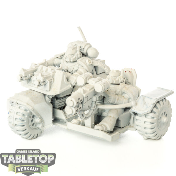 Space Marines - Attack Bike - grundiert