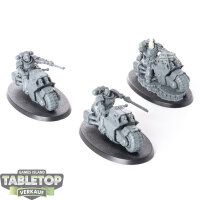 Space Marines - 3 x Outriders - unbemalt