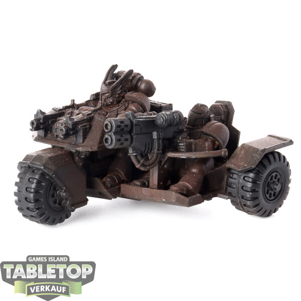 Space Marines - Space Marine Attack Bike - teilweise bemalt