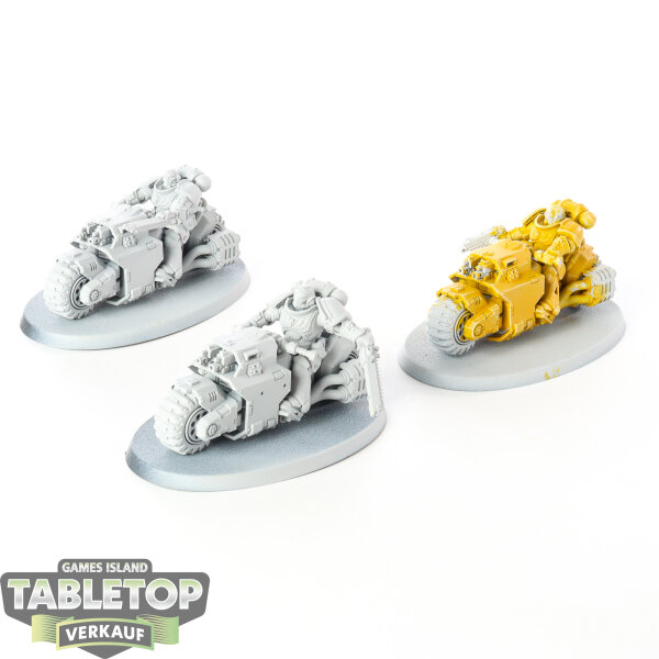 Space Marines - 3x Outriders - teilweise bemalt