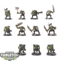 Orks - 11 x Ork Boyz - teilweise bemalt