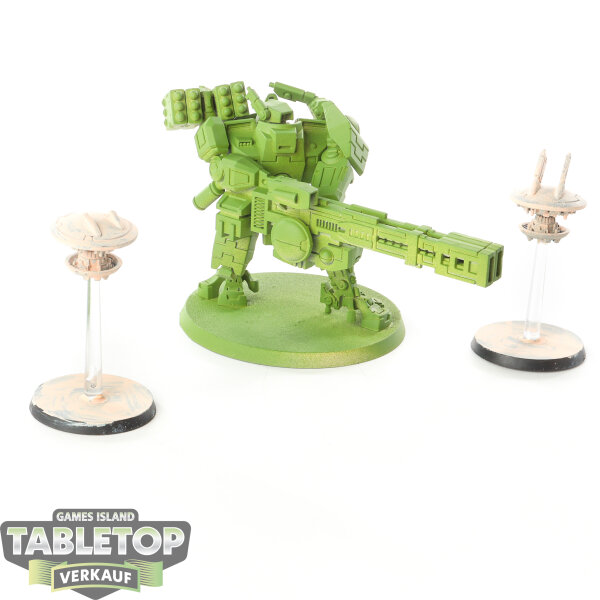 Tau Empire - 3x XV88 Broadside Battlesuit - grundiert