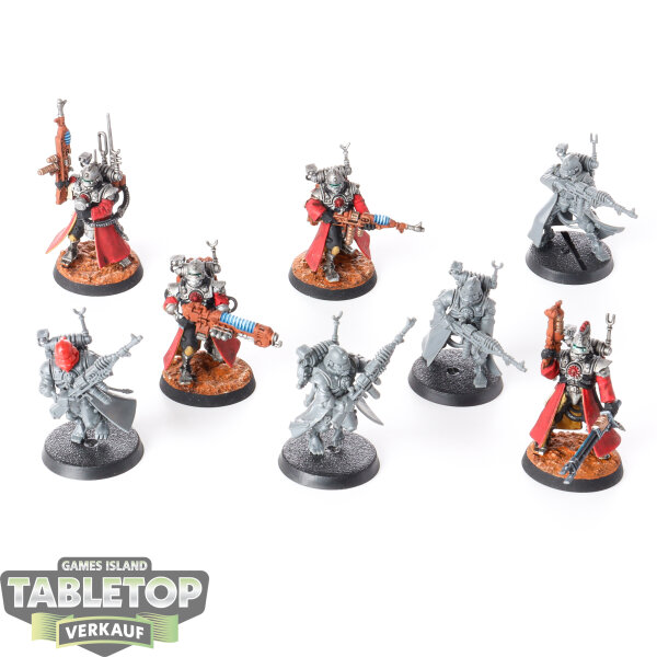 Adeptus Mechanicus - 8x Skitarii Vanguard - teilweise bemalt