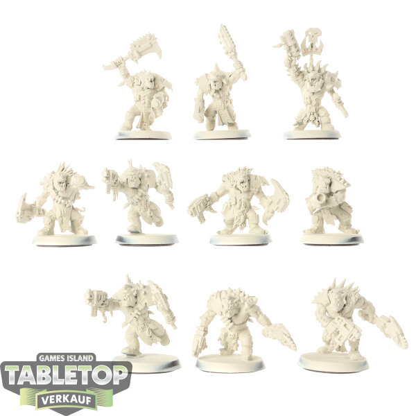 Orks - 10x Ork Beast Snagga Boyz - grundiert