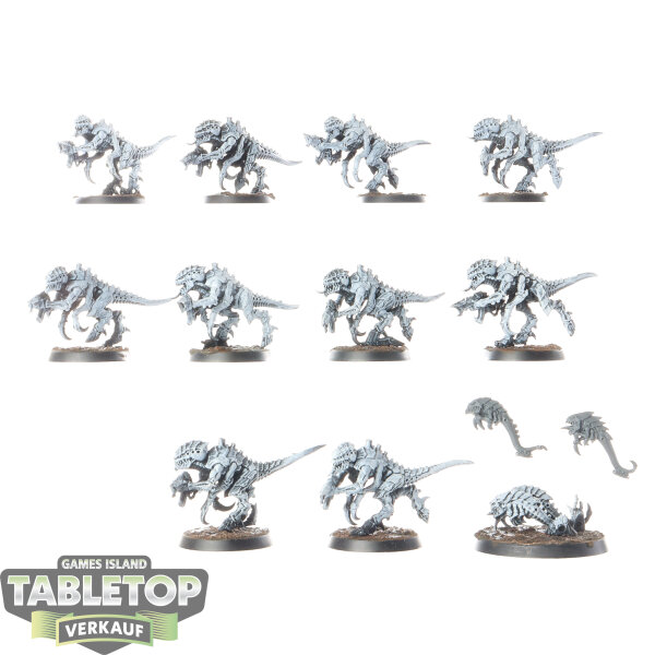 Tyraniden - 10 x Termagants - teilweise bemalt