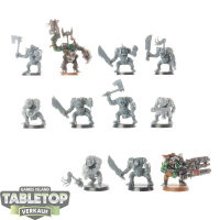 Orks - 11 x Ork Boyz - teilweise bemalt