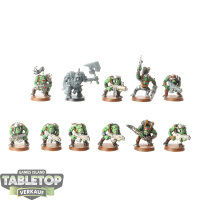 Orks - 11 x Ork Boyz - teilweise bemalt