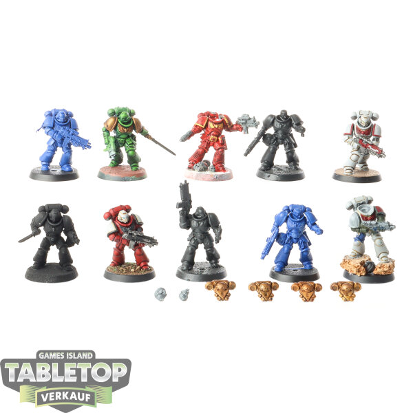 Space Marines - 10 x Intercessors - teilweise bemalt
