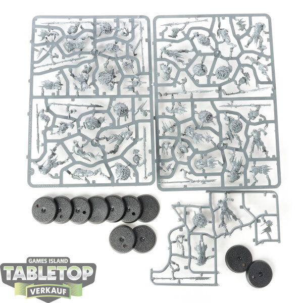 Orruk Warclans - 11x Gutrippaz - im Gussrahmen