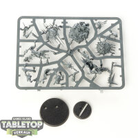 Orruk Warclans - Killaboss with Stab-grot - im Gussrahmen