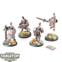 Adeptus Custodes - 4x Custodian Guard Squad - bemalt