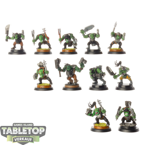 Orks - 11x Ork Boyz - teilweise bemalt