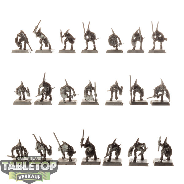 Lizardmen - 21 x Skinks - teilweise bemalt