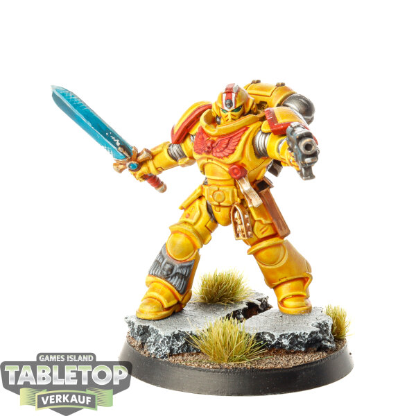 Imperial Fists - Lieutenant - bemalt