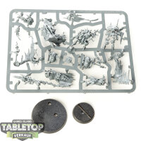 Orruk Warclans - Swampcalla Shaman with Pot-grot - im...
