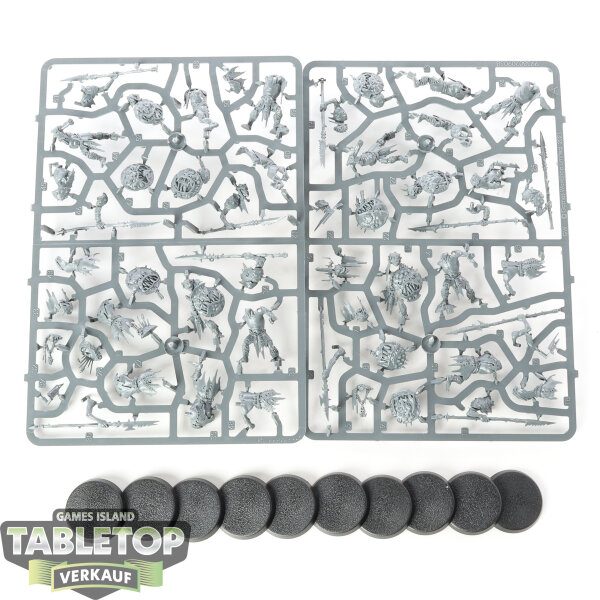 Orruk Warclans - 10 x Gutrippaz - im Gussrahmen