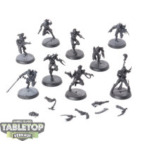 Drukhari - 9x Wyches - grundiert
