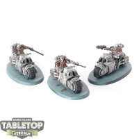 Space Marines - 3 x Outriders - teilweise bemalt