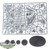 Orruk Warclans - 1x Killaboss on Great Gnashtoof, 1x...