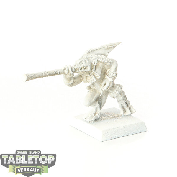 Seraphon - Skink Chief with Blowpipe - grundiert