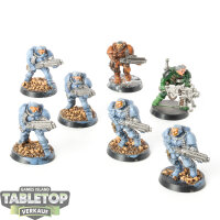 Space Marines - 7 Scouts - bemalt