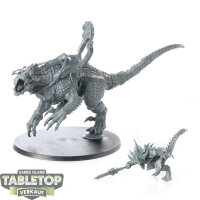 Seraphon - Saurus Oldblood on Carnosaur - unbemalt