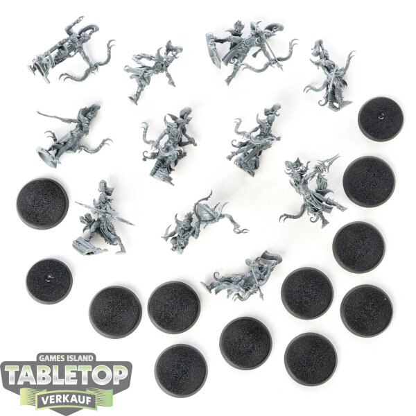 Hedonites of Slaanesh - 11 x Blissbarb Archers - unbemalt