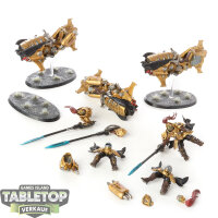 Adeptus Custodes - 3 x Vertus Praetors - bemalt