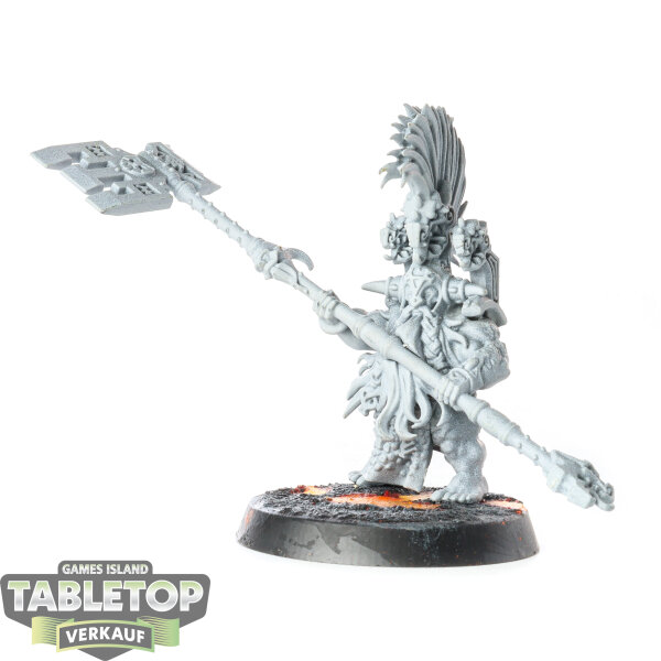 Fyreslayers - Auric Runefather - grundiert