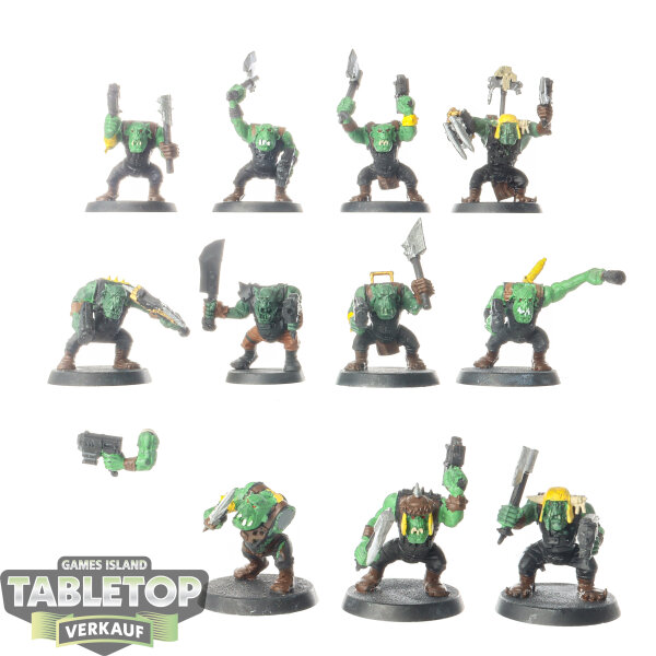 Orks - 11x Ork Boyz - bemalt