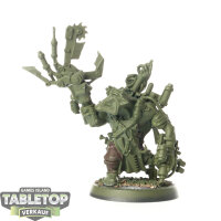 Orks - Ork Painboy - grundiert