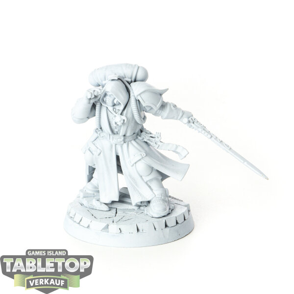 Space Marines - Primaris Librarian in Phobos Armour - grundiert