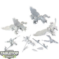 Kingdom of Bretonnia - 3x Pegasus Knights - unbemalt