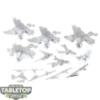 Kingdom of Bretonnia - 4x Pegasus Knights - teilweise bemalt