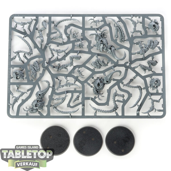 Tyraniden - 3x Von Ryans Leapers - im Gussrahmen