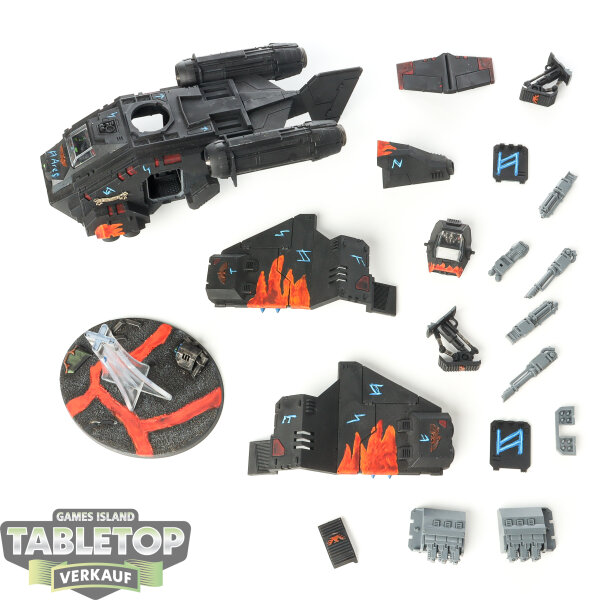 Space Marines - Stormraven Gunship - teilweise gebaut