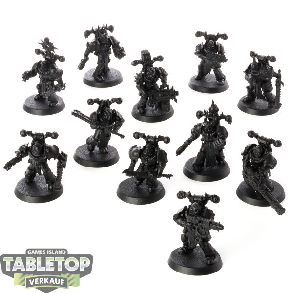 Chaos Space Marines - 11 Legionaries - grundiert