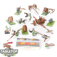 Orc & Goblin Tribes - 2 x Orc Boar Chariots - bemalt