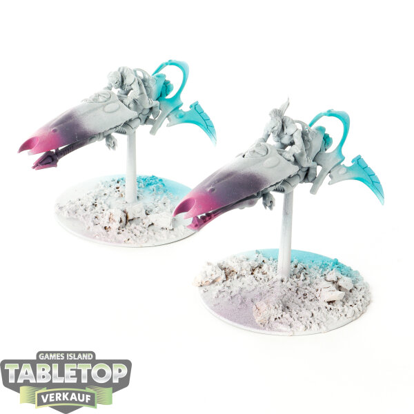 Aeldari - 2 x Skyweavers - teilweise bemalt