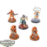 Astra Militarum - 5x Cadian Command Squad - teilweise bemalt