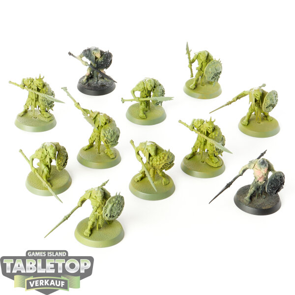 Orruk Warclans - 11 x Gutrippaz - teilweise bemalt