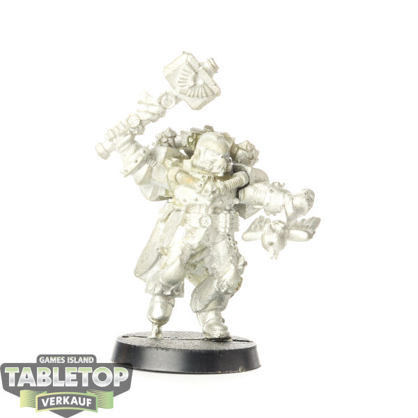 Salamanders - Salamanders Chaplain Xavier - unbemalt