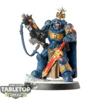 Ultramarines - Captain in Gravis Armour with...