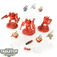 Tau Empire - 3x XV8 Crisis Battlesuit Team - teilweise...