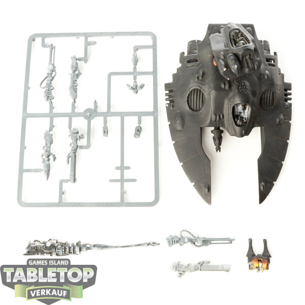 Aeldari - Falcon - grundiert