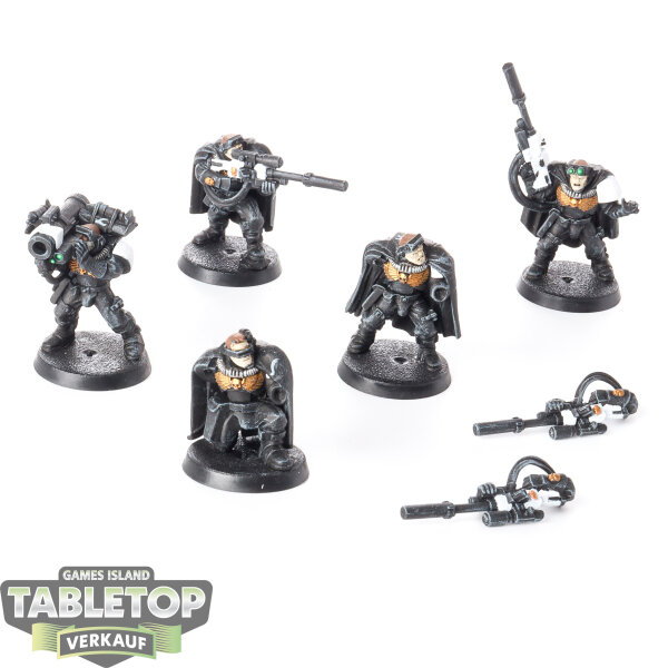 Space Marines - 5 x Scouts klassisch - bemalt