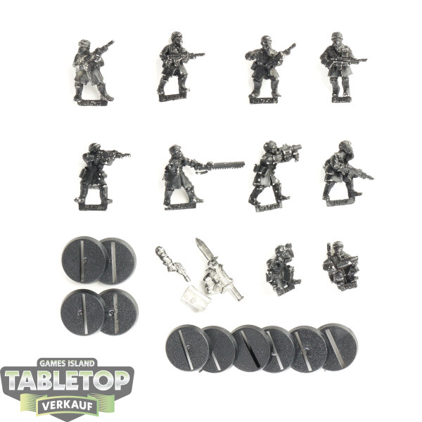 Astra Militarum - 10 x Steel Legion Squad - teilweise bemalt