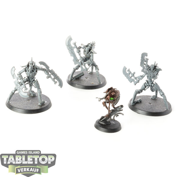 Necrons - 3 x Skorpekh Destroyers - unbemalt