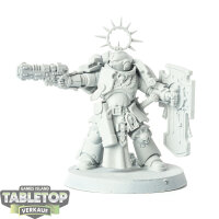 Space Marines - Lieutenant with Storm Shield - grundiert
