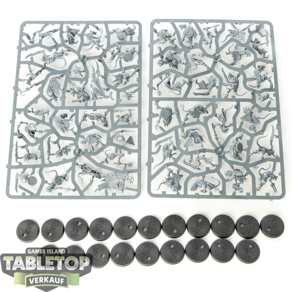 Skaven - 20x Clanrats - im Gussrahmen